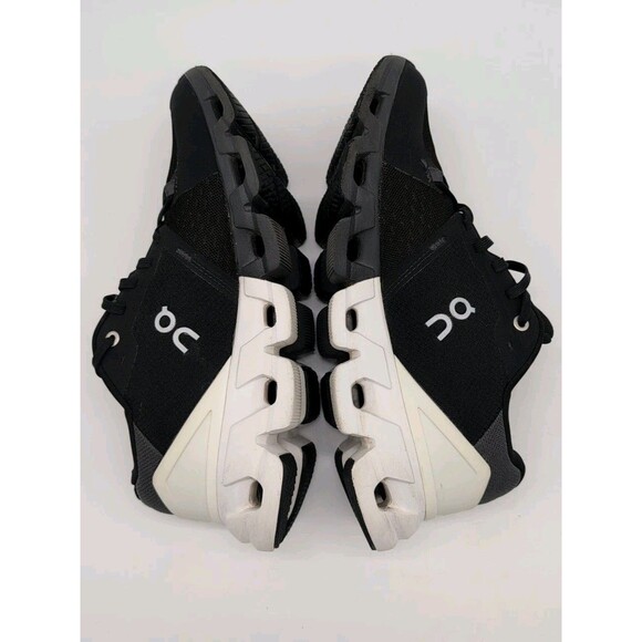 On Cloudflyer 4 Womens Size 8.5 Black/White Athletic Running Shoes Sneakers - Picture 9 of 11